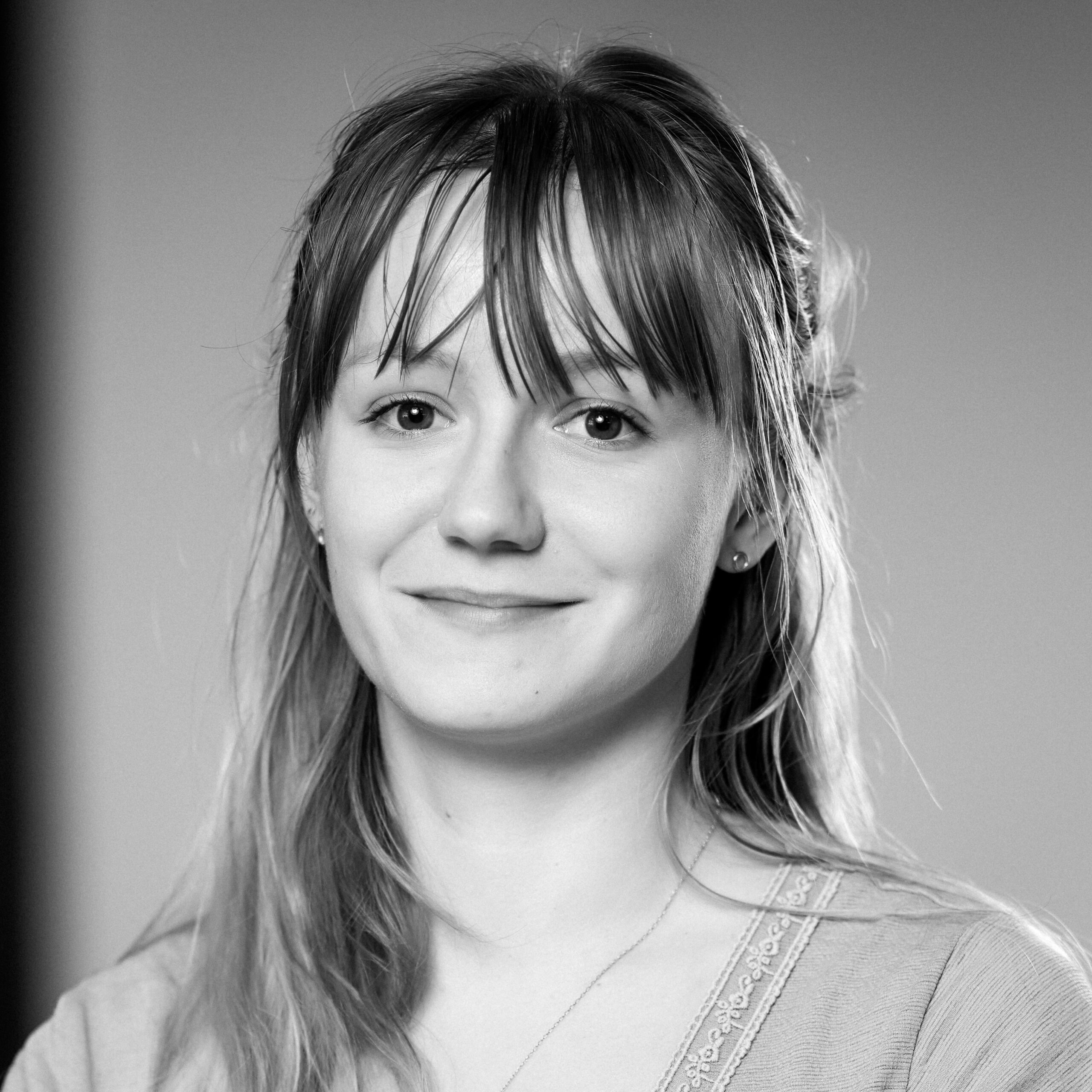 Line Moret Omaire_Studio54_Hesso22900_NB